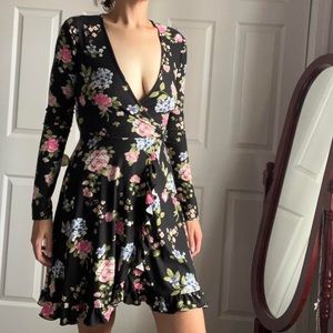 Black Floral Wrap Dress Size S